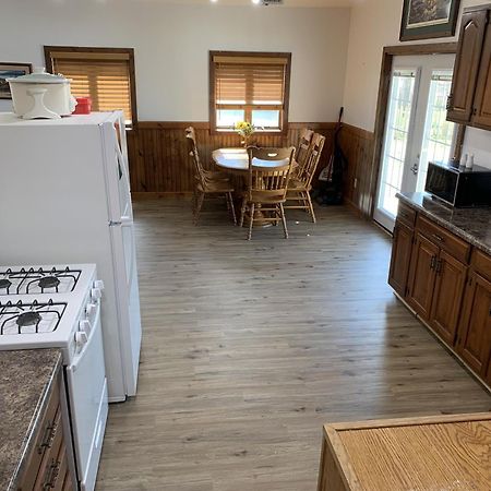 Cozy Home Lake Huron With Loft 2 Bedroom 1 Bathroom Au Gres Екстериор снимка