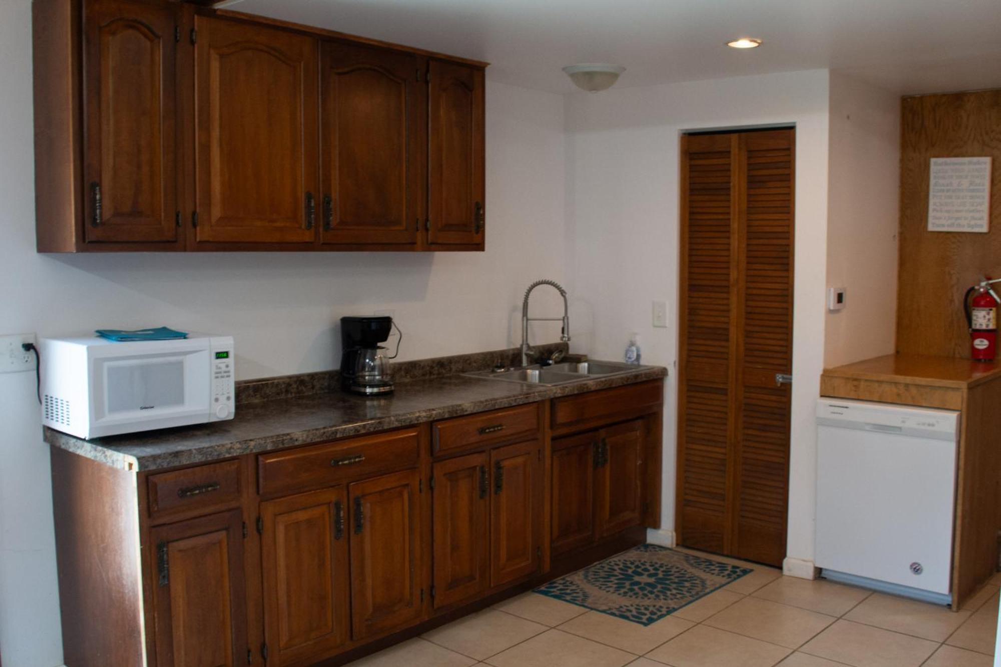 Cozy Home Lake Huron With Loft 2 Bedroom 1 Bathroom Au Gres Стая снимка